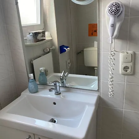 Hotel Sonne - Haus 1 2*