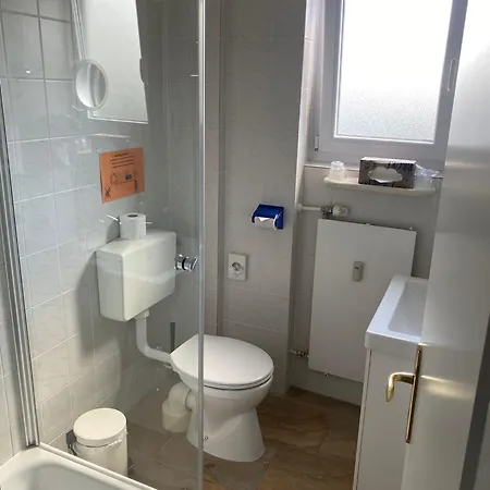 Sonne - Haus 1 2* 伊德斯坦因